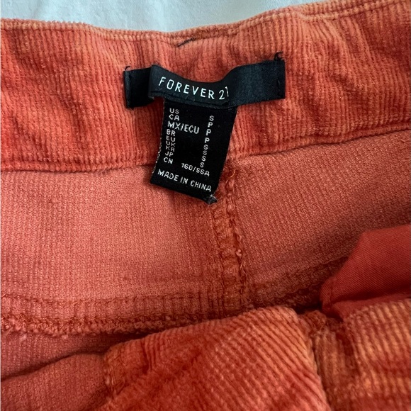 Corduroy Burnt Orange Flare Plant in Small (26” waist) - Picture 5 of 8